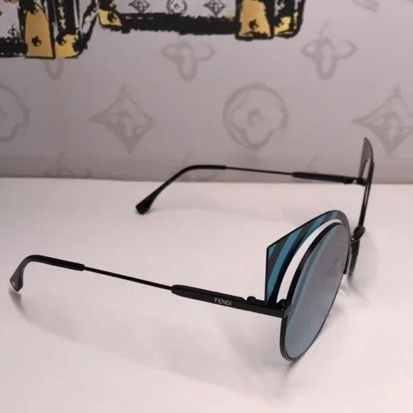 New Authentic Stylish Black and Blue Cat-Eye Sunglasses FF0215/S 0LBJF
